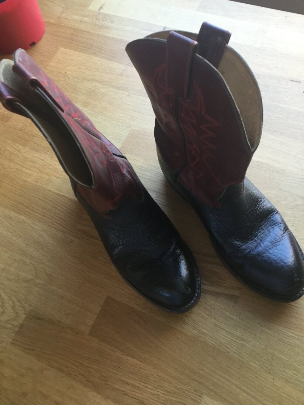 Women's Black and Red Western Cowboy Boots